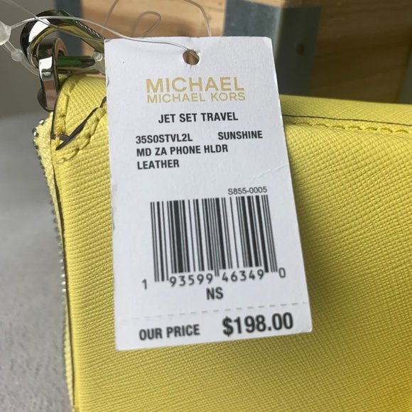 Michael Kors JST MD ZA Phone Holder - Picture 5 of 5